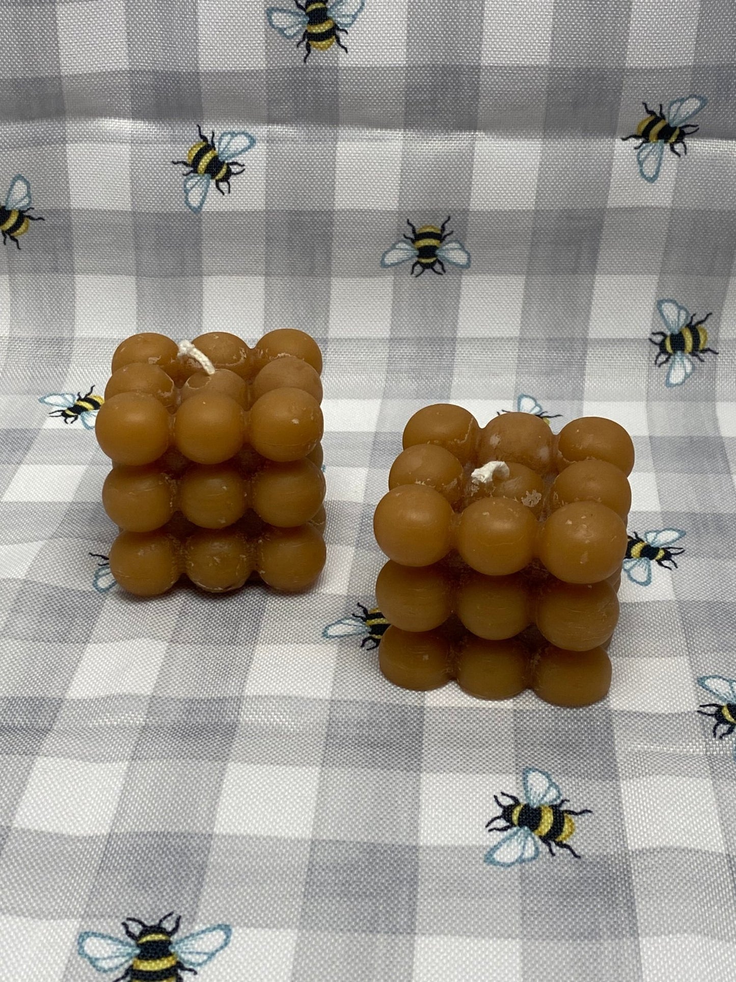 Beeswax Square Bubble 21/4" x 21/4" - Fanny Bay Candle Company