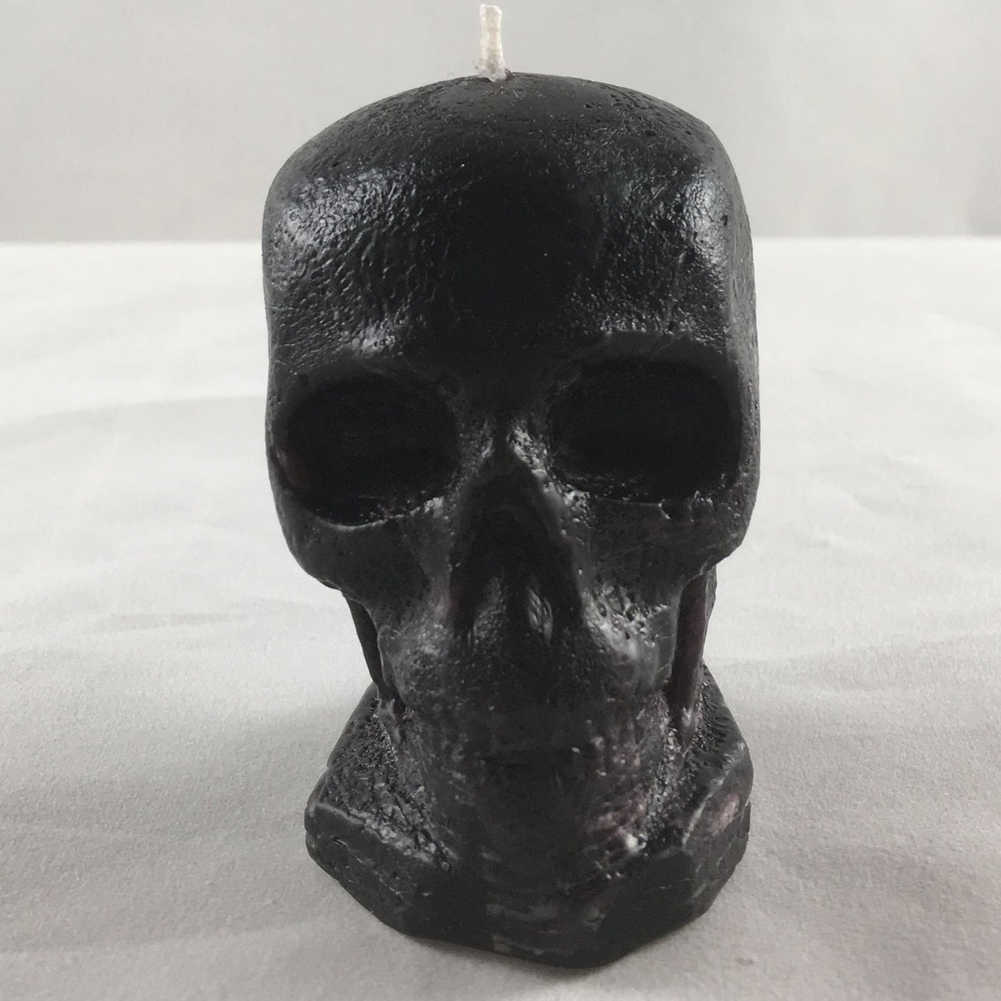 Skulls, 9 colours, 2 1/2"H, fragrance free only - Fanny Bay Candle Company